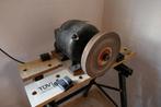 2 oude maar prima werkend slijp machines, Ophalen, Gebruikt, Minder dan 700 watt, Werkbankslijpmachine