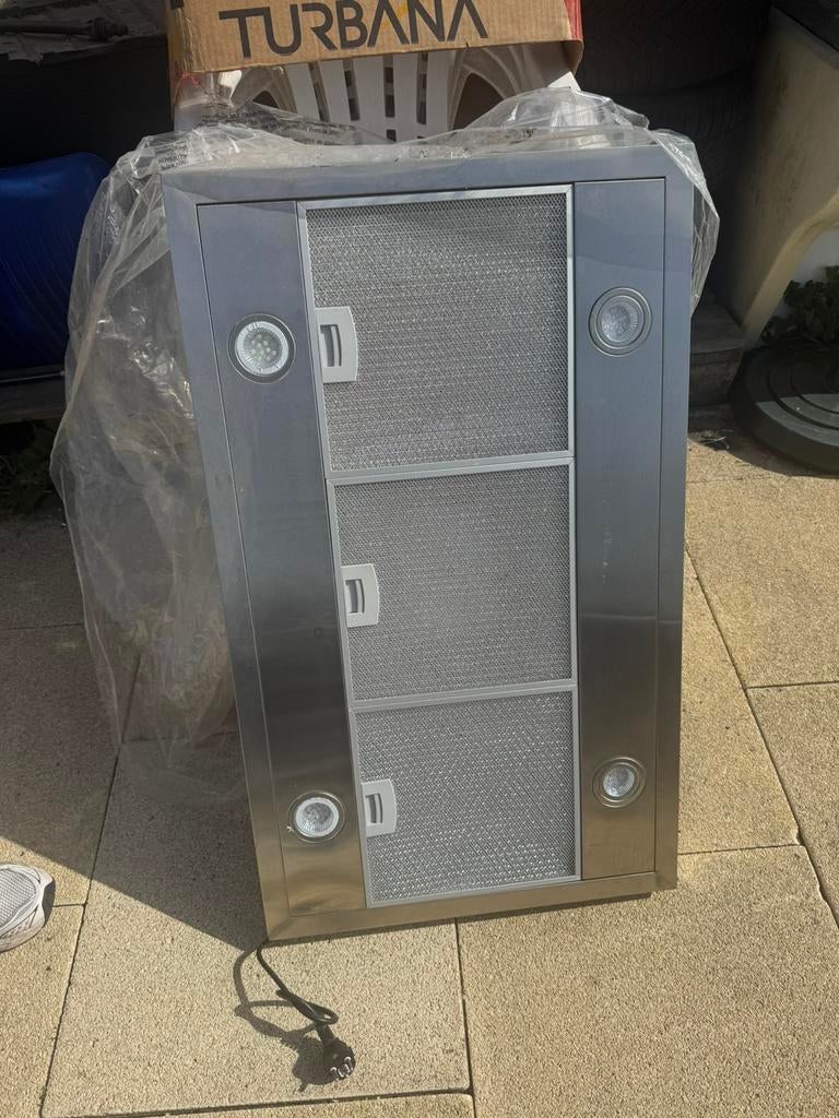 Nieuwe afzuigkap met verlichting en touchescreen, Witgoed en Apparatuur, Afzuigkappen, Ophalen of Verzenden, Zo goed als nieuw