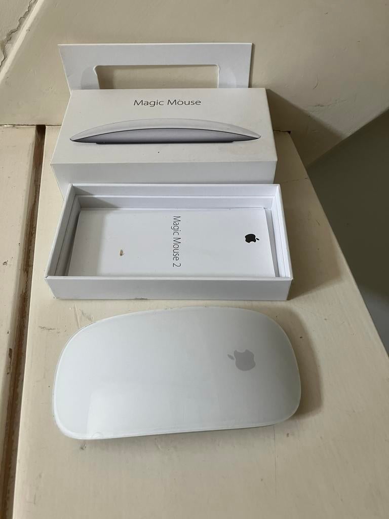 Apple Magic Mouse 2 muis in orig doos, Computers en Software, Muizen, Ophalen of Verzenden, Zo goed als nieuw