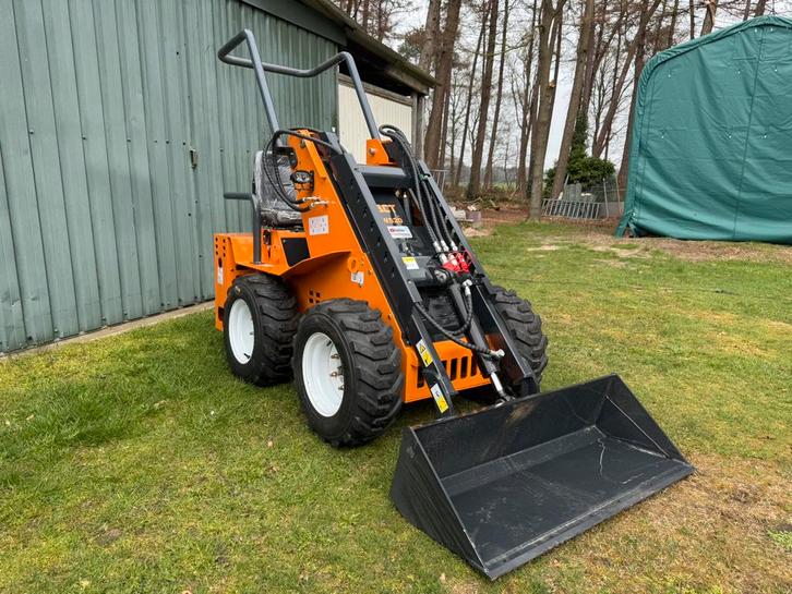 Bobcat BTC schranklader minigraver NIEUW!, Zakelijke goederen, Machines en Bouw | Tuin, Park en Bosbouw, Voertuig of Aanhanger