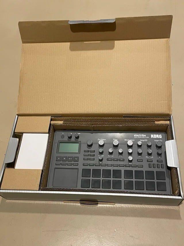 Korg Electribe 2 Groovebox, Muziek en Instrumenten, Synthesizers, Ophalen of Verzenden, Zo goed als nieuw, 61 toetsen, Korg