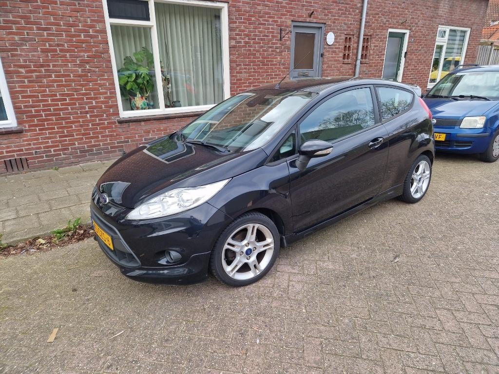 Ford Fiësta 1.6 Ti-vct 88KW 3DR 2012 Zwart, Stof, 31 €/maand, 4 cilinders, Zwart