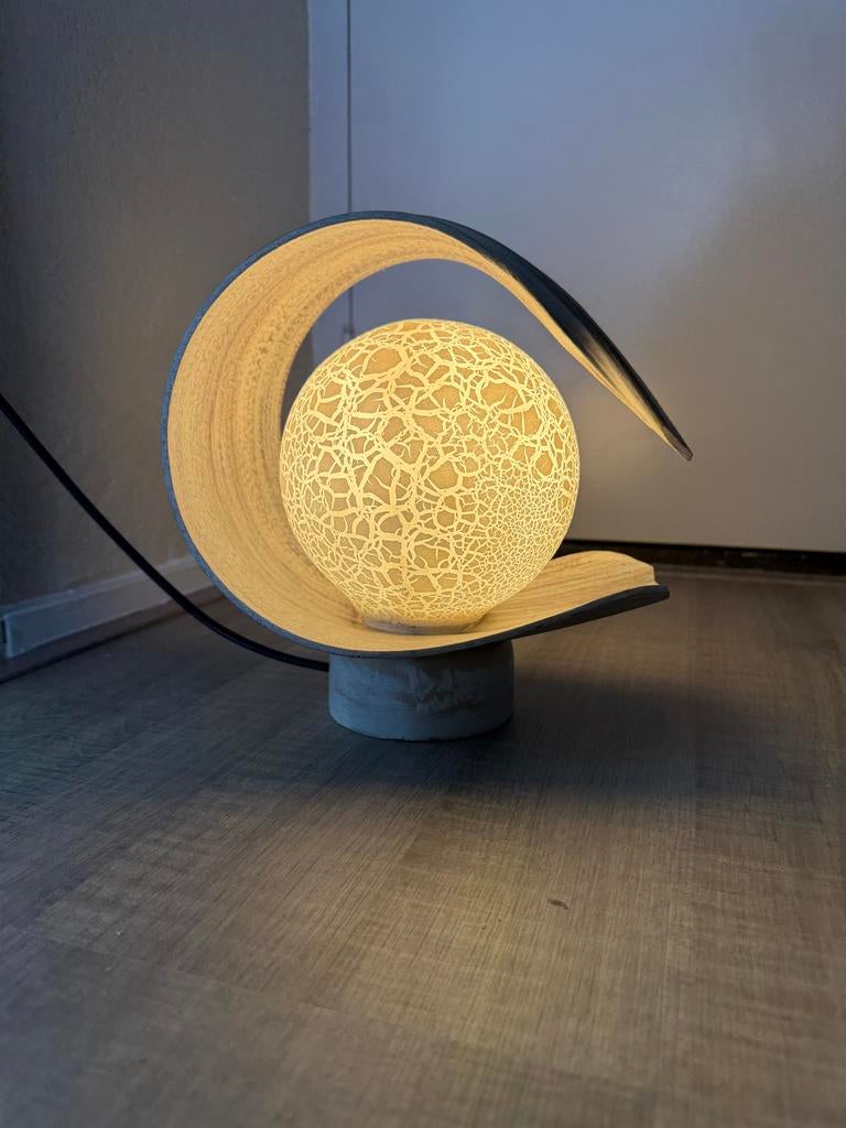 Tafellamp met bolvormige lamp, Ophalen, Gebruikt, Overige materialen, Minder dan 50 cm