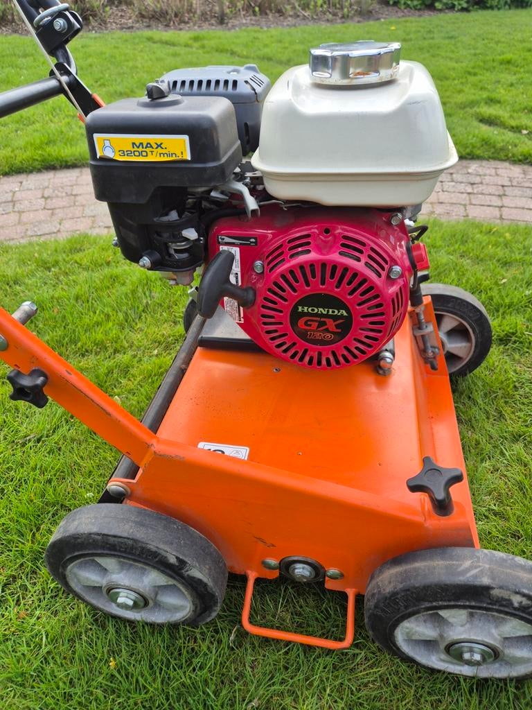 Eliet E401 verticuteermachine Honda motor, Ophalen, Zo goed als nieuw, Benzine, Eliet / Honda