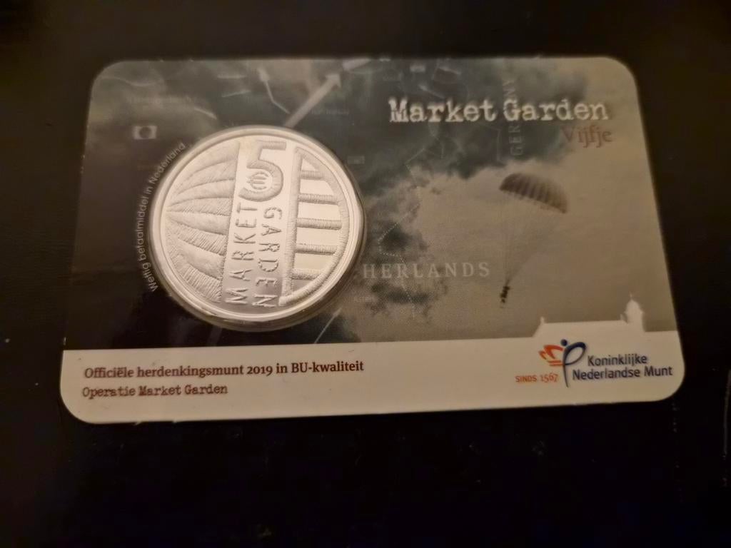 Market Garden Vijfje 2019 BU-kwaliteit, Ophalen of Verzenden, Koningin Beatrix, 5 gulden, Losse munt