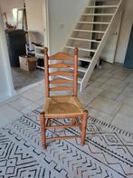 Vier houten eetkamerstoelen met rieten zitting, Ophalen, Gebruikt, Bruin, Hout