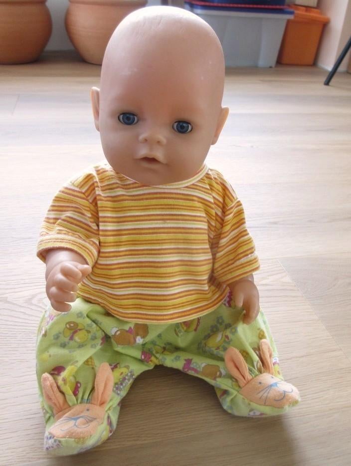 baby born babyborn plaspop met slaapogen en accessoires, Ophalen of Verzenden, Gebruikt, Babypop