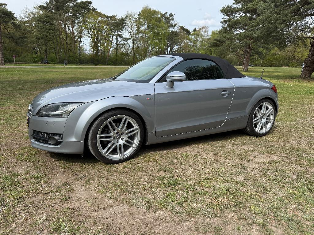 Audi TT 2.0 TFSI Roadster Cabrio 2007 200PK Grijs 98.030 KM, Auto's, Audi, Euro 5, TT, Zwart, 4 cilinders