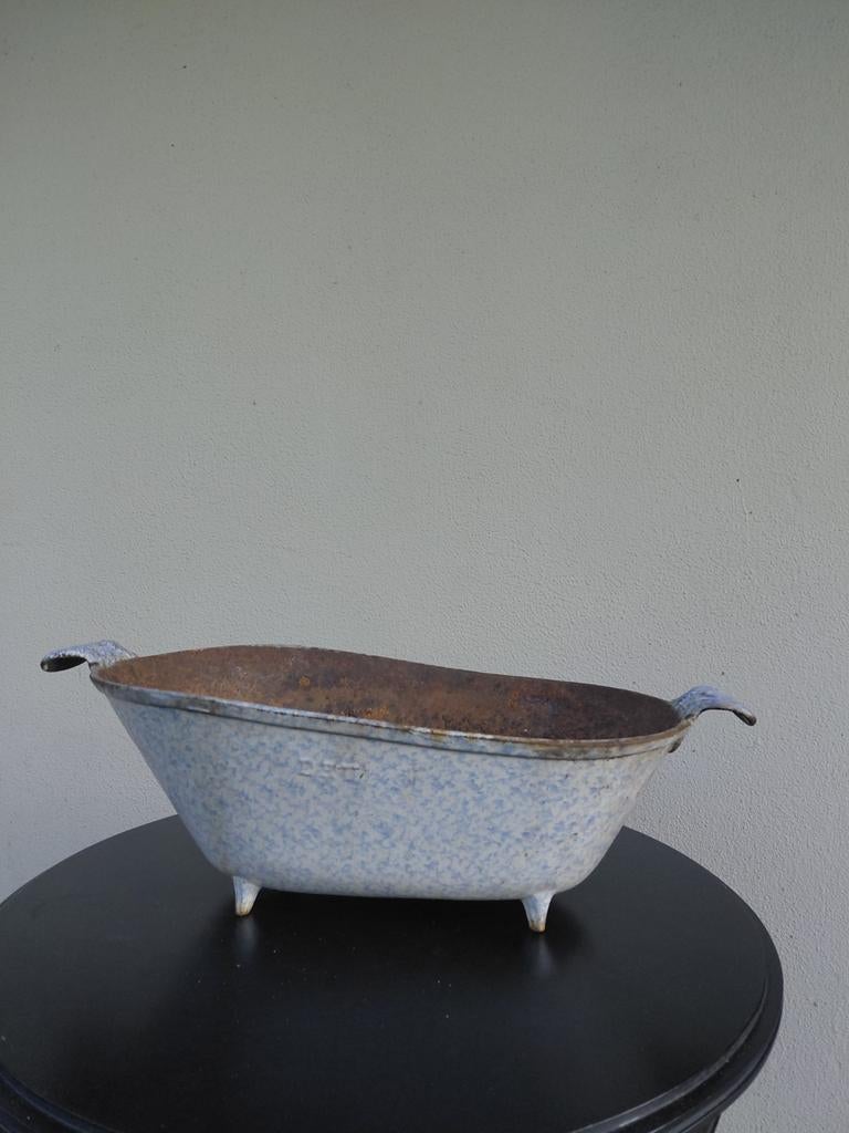 Kolenkit of hout opslag van gietijzer, Ophalen