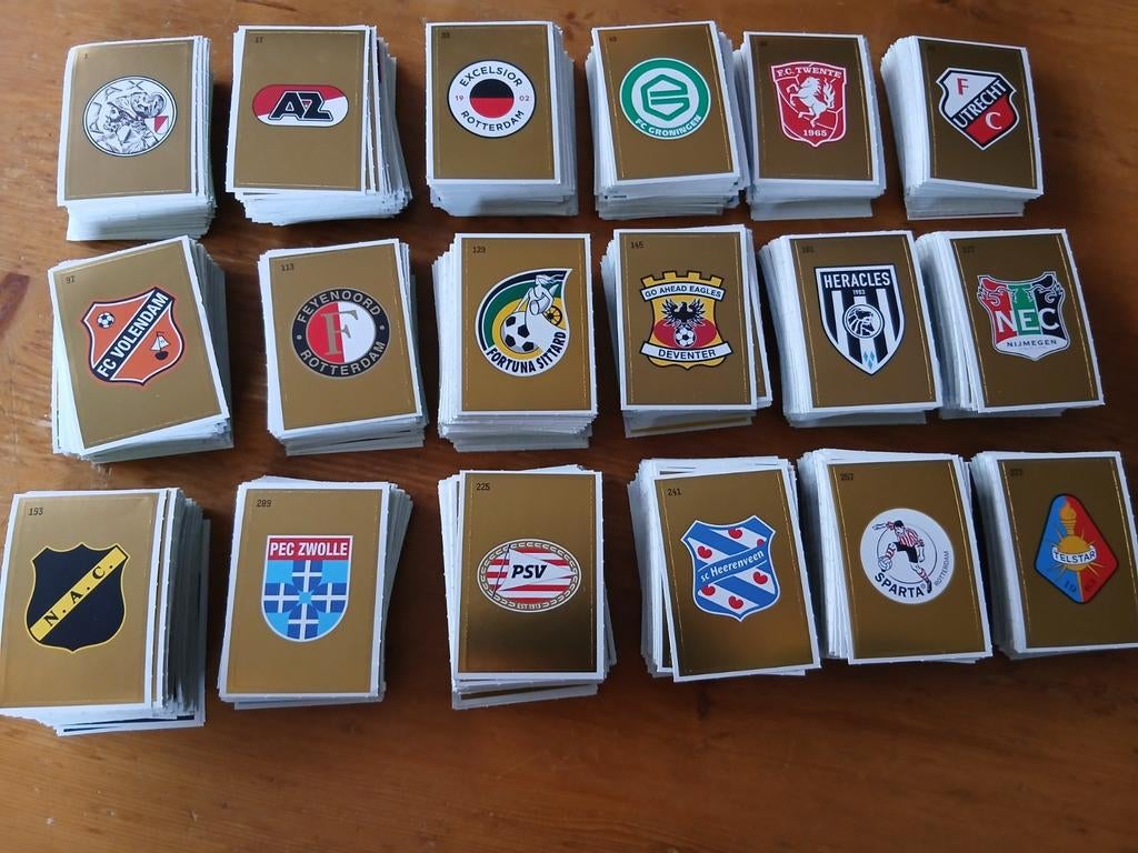 Voetbalplaatjes plus ️, Ophalen of Verzenden, Winkel, Super of Benzinepomp, Zegels, Bonnen of Punten