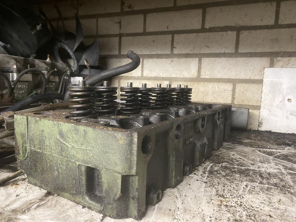 Mercedes 508 cilinderkop om314, Auto-onderdelen, Vrachtwagen-onderdelen, Mercedes-Benz, Motor en Toebehoren, Gebruikt, Ophalen