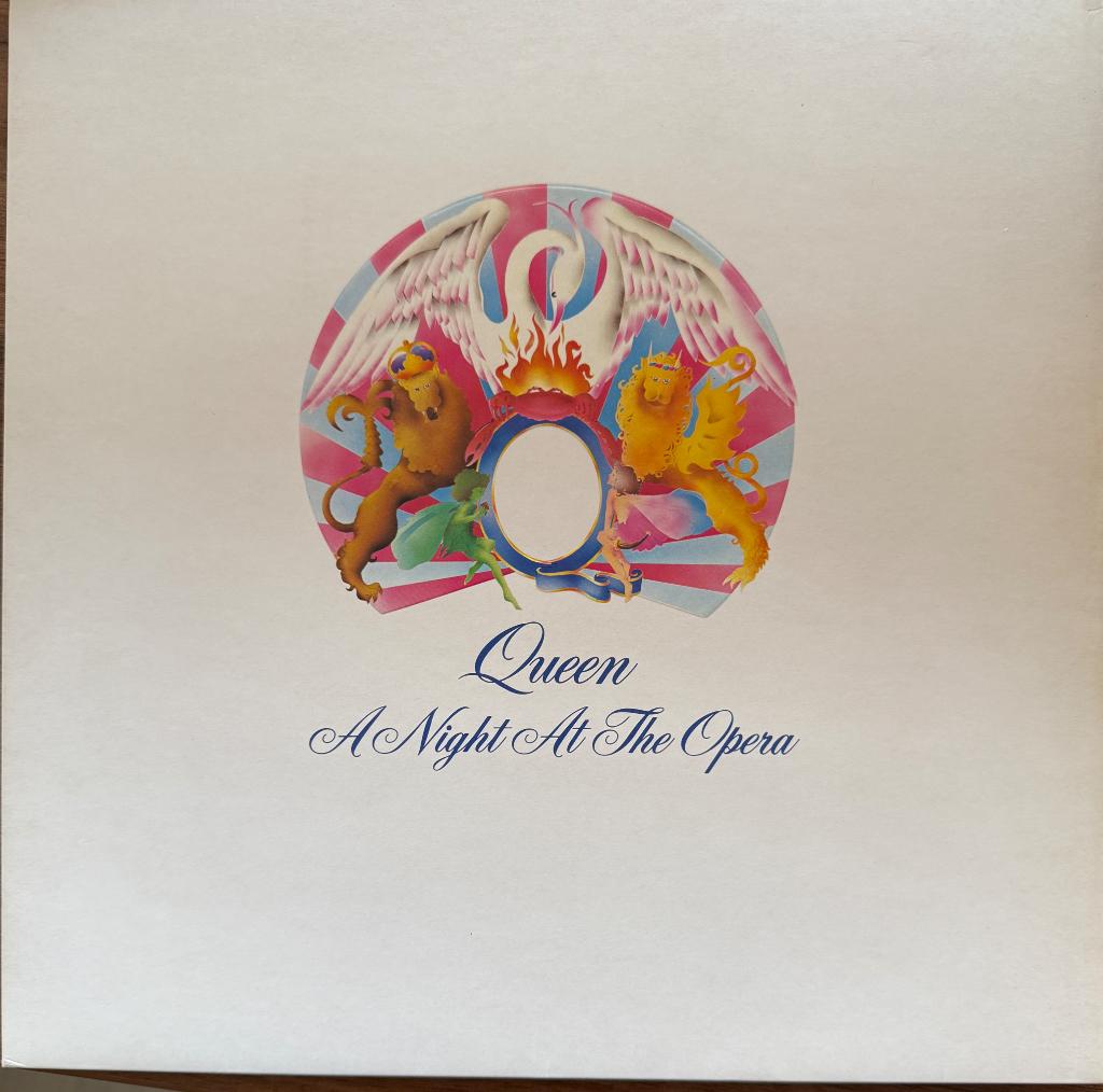 Queen A night at the opera, Cd's en Dvd's, Vinyl | Rock, Ophalen of Verzenden, Gebruikt, 12 inch, Poprock