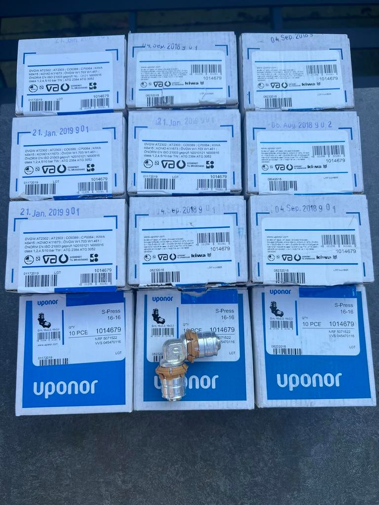 Partij Uponor water fittingen 120 stuks, Ophalen of Verzenden, Zo goed als nieuw