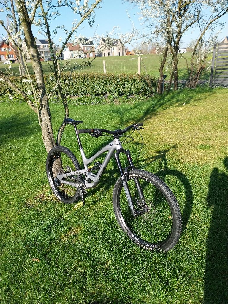 Yt capra base AL 29'' maat L, Fietsen en Brommers, Gebruikt, Versnellingen, Schijfrem, Ophalen