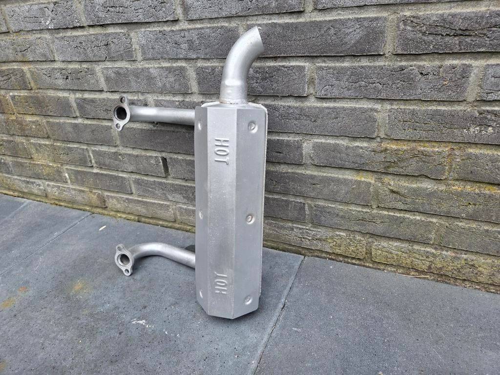 Nieuwe uitlaat voor Briggs&Stratton en Kawasaki, Tuin en Terras, Grasmaaiers, Ophalen, Kawasaki, Briggs Stratton, Briggs & Stratton