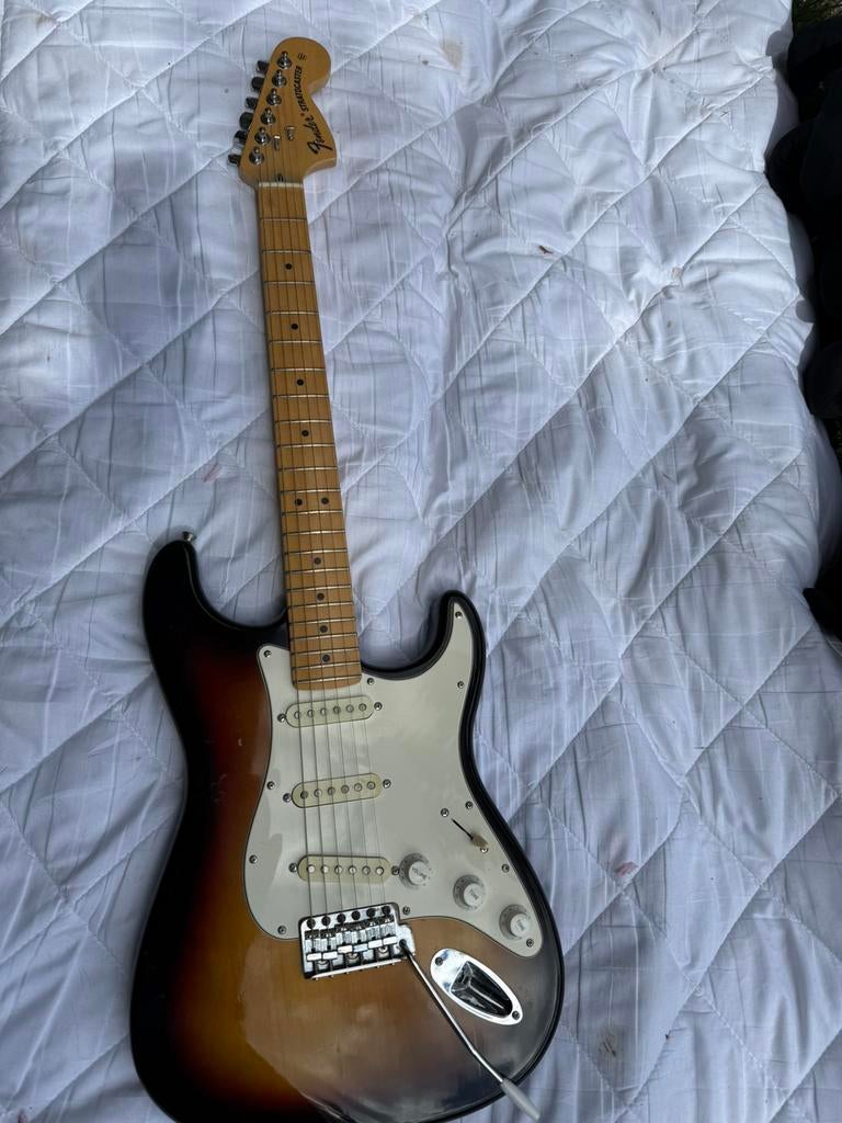 Fender Stratocaster usa 2010 special series, Ophalen, Gebruikt, Solid body, Fender