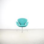 2x Fritz Hansen Swan Chair Groen Stof – Aluminium, Huis en Inrichting, Fauteuils, Niet ingevuld, Minder dan 75 cm, Niet ingevuld