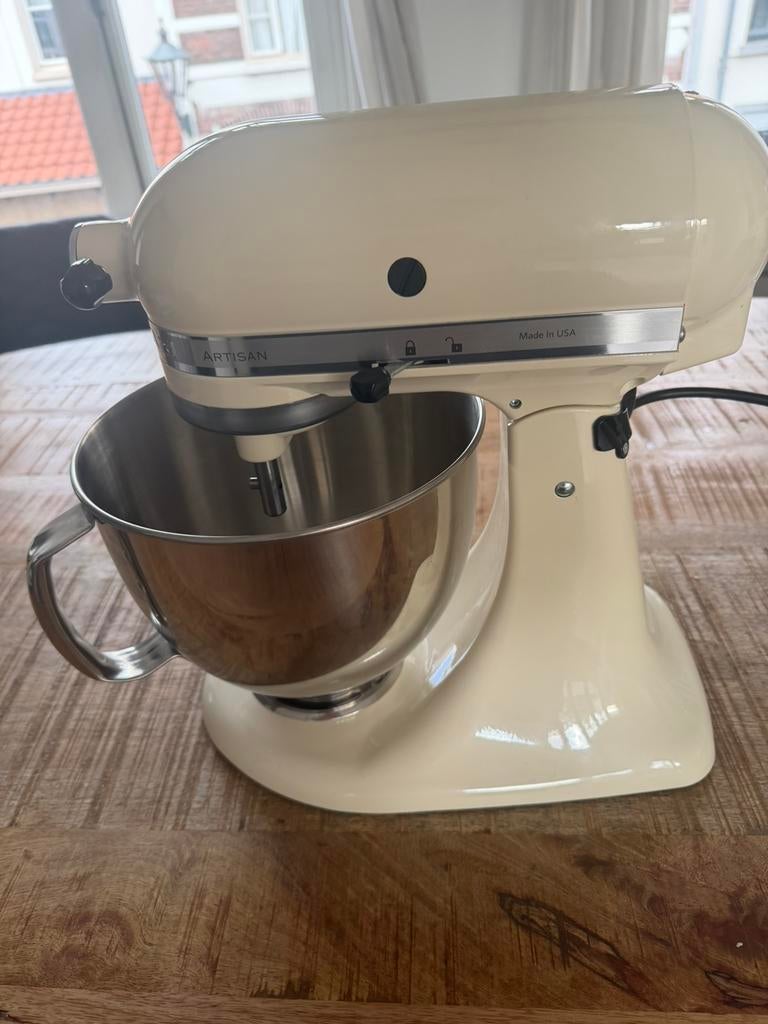 KitchenAid artisan amandelwit 4,8 liter, 4 liter of meer, Ophalen of Verzenden, Zo goed als nieuw, 3 snelheden of meer