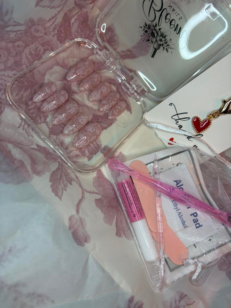 Lace press on nagels, Verzenden, Nieuw, Overige kleuren, Handen en Nagels