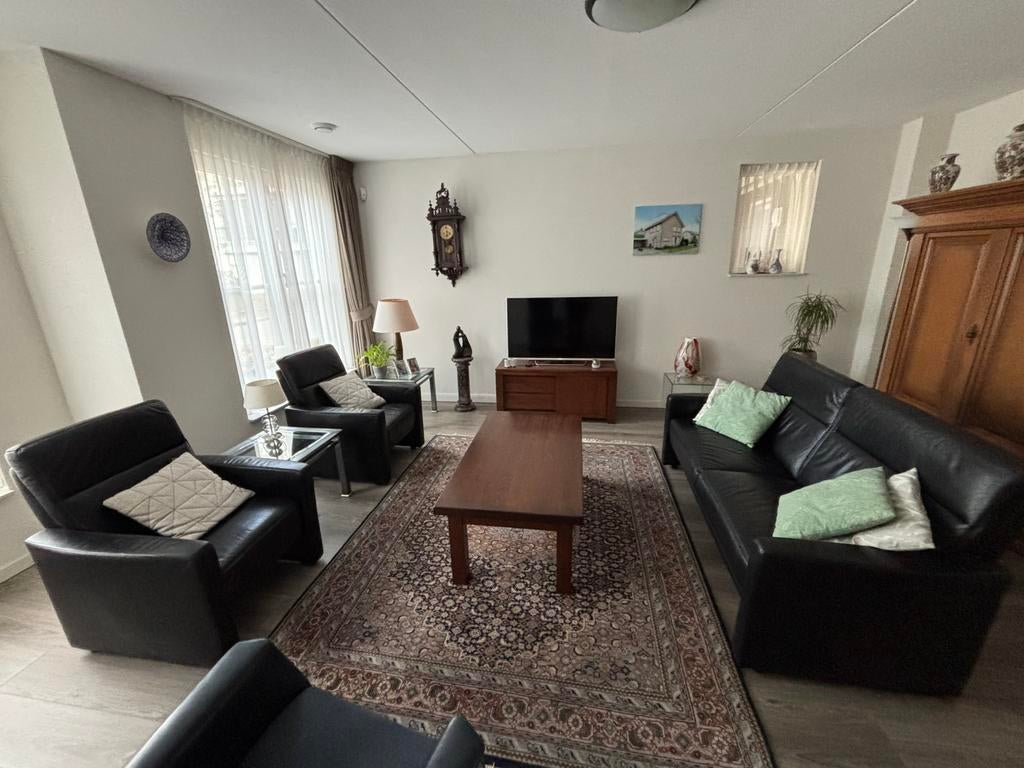 Bankstel + 2 stoelen leer zwart, merk Leonis, Goossens wonen, Ophalen, Leer