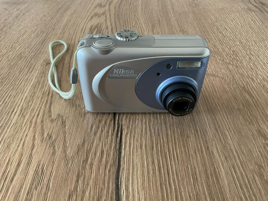 Nikon Coolpix digitale camera, Audio, Tv en Foto, Fotocamera's Digitaal, Ophalen of Verzenden, Zo goed als nieuw, Nikon, 8 keer of meer