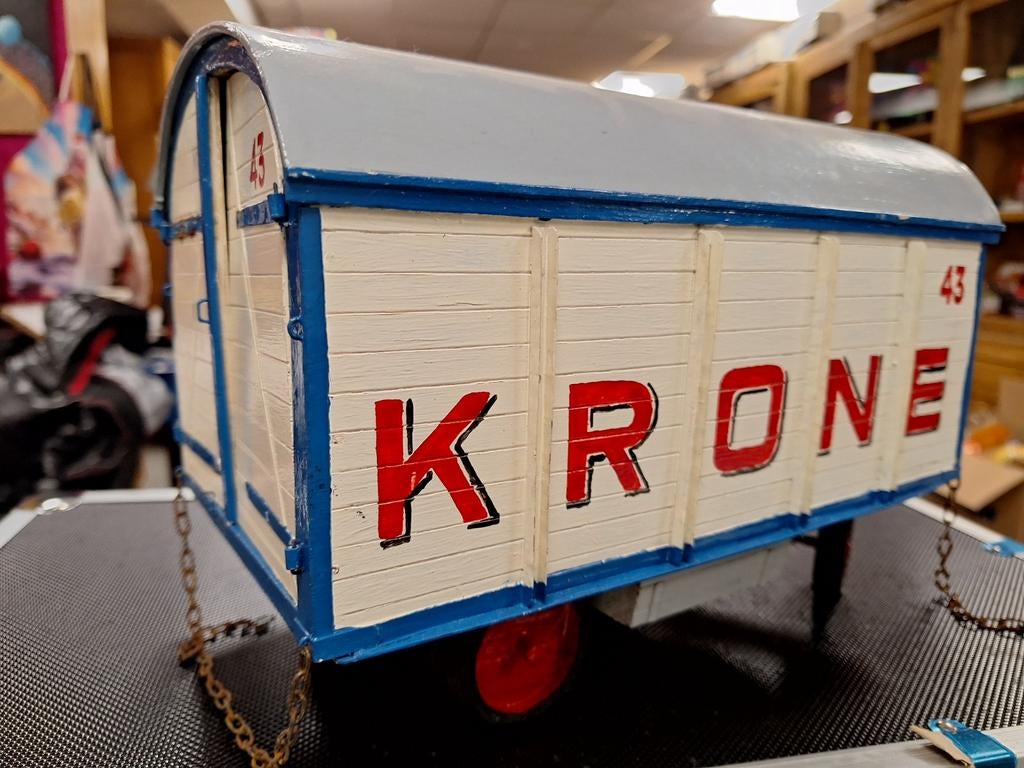 Prachtige circus krone wagen 1 op 18, Ophalen of Verzenden, Zo goed als nieuw