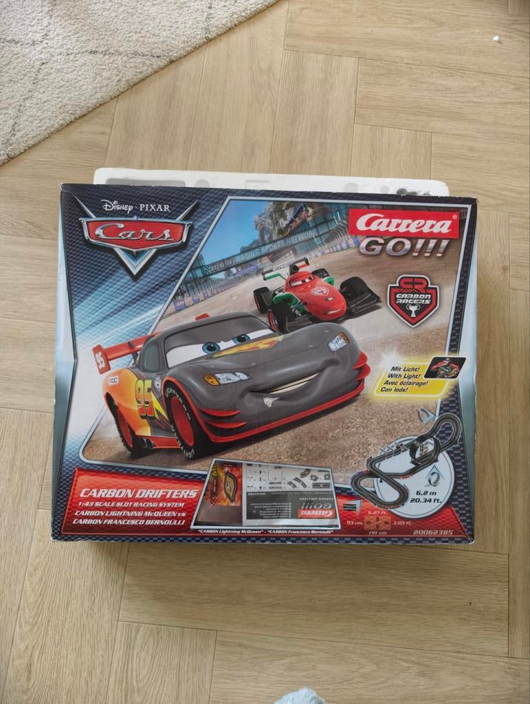 Carrera GO!!! Disney Pixar Cars Carbon Drifters Racebaan, Carrera, Ophalen of Verzenden, Met looping, Elektrisch