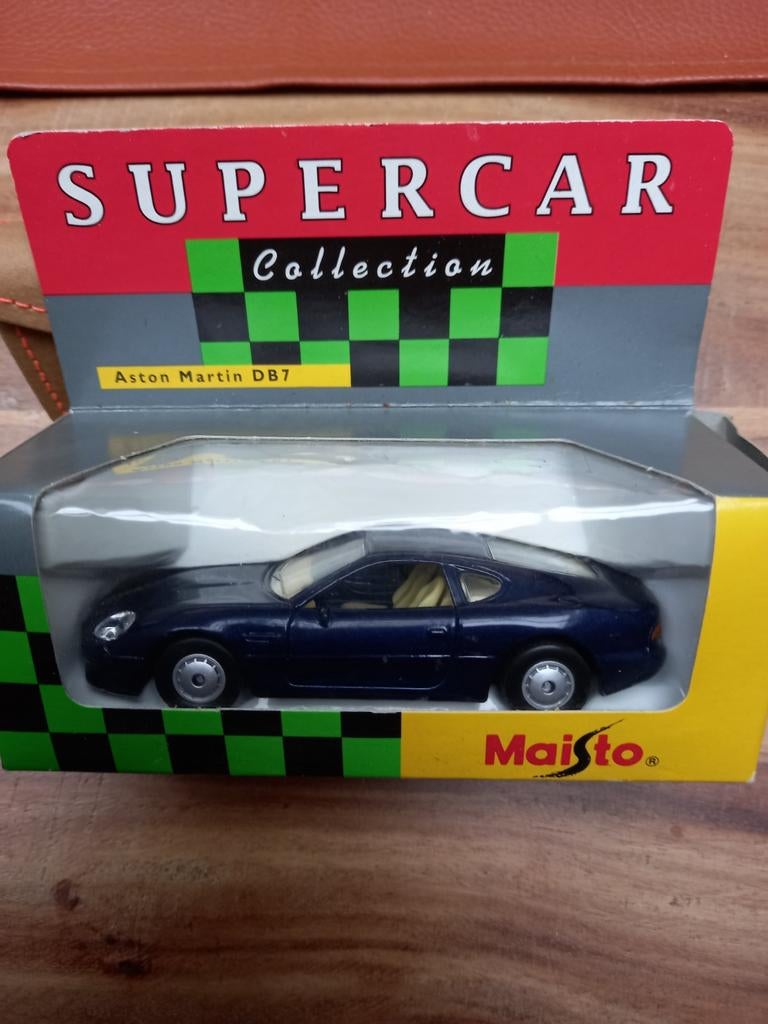 MAISTO supercar collection, ASTON MARTIN DB7., Ophalen of Verzenden, Zo goed als nieuw, Auto