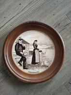 ingelijste ronde tegel 'Terschelling boer en boerin', Ophalen of Verzenden