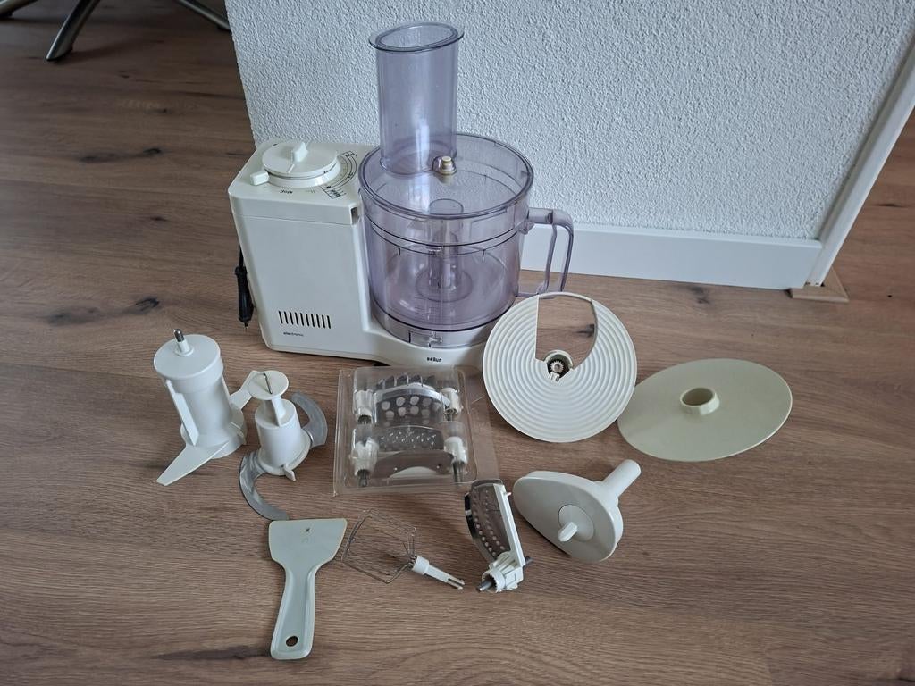 Braun Combimax 600 Keukenmachine met accessoires, 2 tot 3 liter, Ophalen, Gebruikt, 2 snelheden