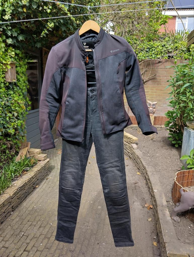 Seca motorjas Maat S en Revit motorjeans W24 L32, Motoren, Kleding | Motorkleding, Jas | textiel, Dames, Heren, Kinderen, Tweedehands