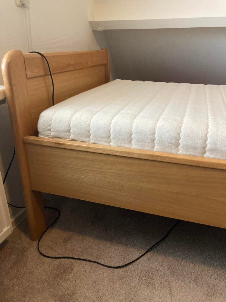 Eenpersoons hoog bedframe seniorenbed, Ophalen, Gebruikt, 90 cm, Eenpersoons
