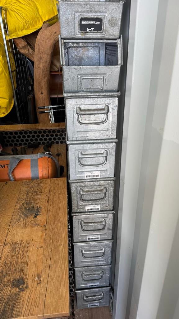 27x Stapelbakken van staal - Rieter, Ophalen, Gebruikt, Metaal, Minder dan 50 cm