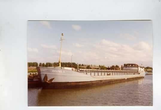 scheepvaart-foto-douwe S-coaster/binnenvaart., Ophalen of Verzenden, Zo goed als nieuw, Motorboot, Boek of Tijdschrift
