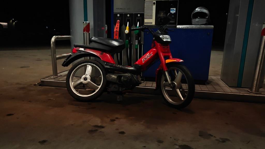 Peugeot Fox snor plaat, Fietsen en Brommers, Brommers | Peugeot, Ophalen of Verzenden, Gebruikt