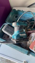 Makita schuurmachine met koffer en schuurpapier, Ophalen of Verzenden, Gebruikt, Minder dan 600 watt, Vlakschuurmachine
