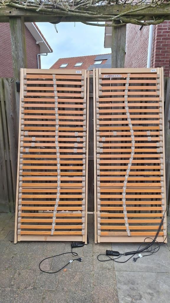 2 elektrisch verstelbare lattenbodems 80x200 cm, Huis en Inrichting, Slaapkamer | Matrassen en Bedbodems, Ophalen, Eenpersoons