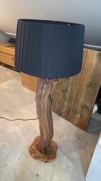 Prachtige lamp van hout, Ophalen of Verzenden, Zo goed als nieuw, Hout, Minder dan 50 cm