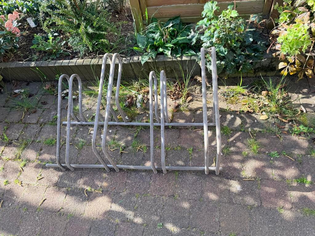 Stevig fietsenrek voor 4 fietsen - Gebruikt, Fietsen en Brommers, Ophalen, Gebruikt