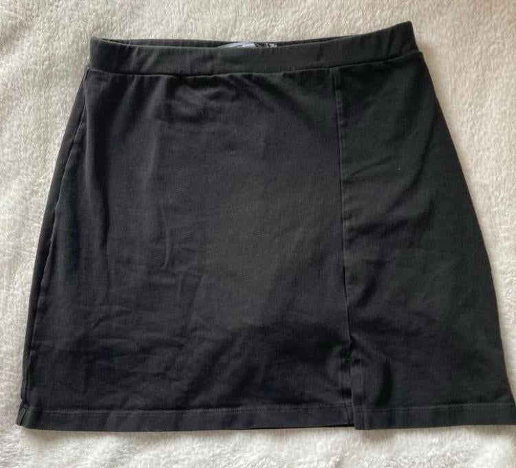 Heerlijk zwart rokje met vast broekje eronder , maat 36, Kleding | Dames, Rokken, Zwart, Ophalen of Verzenden, Maat 36 (S), Gedragen