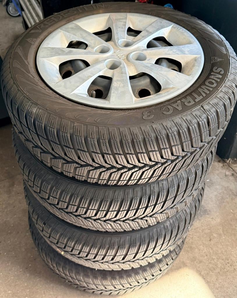 Snowtrac 3 winterbanden op velg met wieldop - gratis ophalen, Ophalen, 15 inch, Banden en Velgen, 185 mm