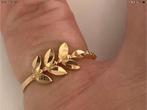 Prachtige nieuw gouden ring bloemblaadjes 18 kar. 750 goud, Verzenden, Nieuw, Kleiner dan 17, Dame