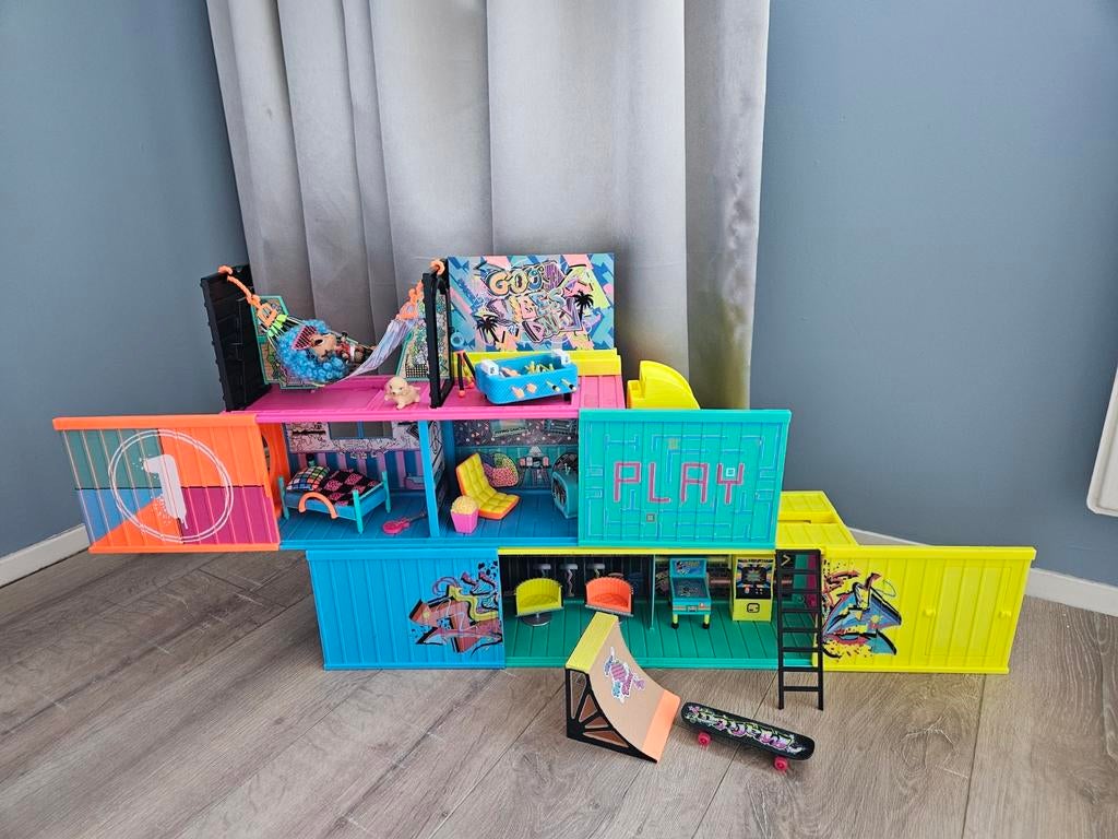 L.O.L. Surprise! Speelhuis/Clubhuis met accessoires, Ophalen, Zo goed als nieuw, Meisje