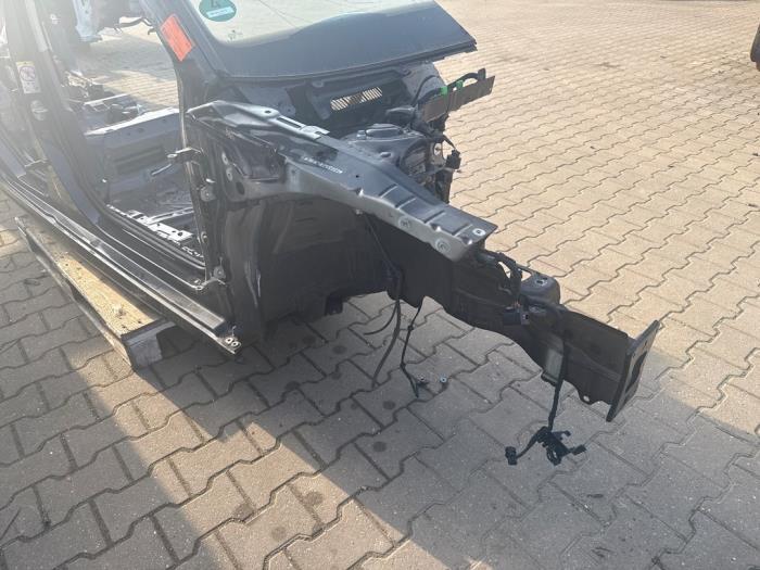 Snijdeel rechts-voor van een Skoda Kamiq (LF9R), Gebruikt, -, -, Ophalen of Verzenden