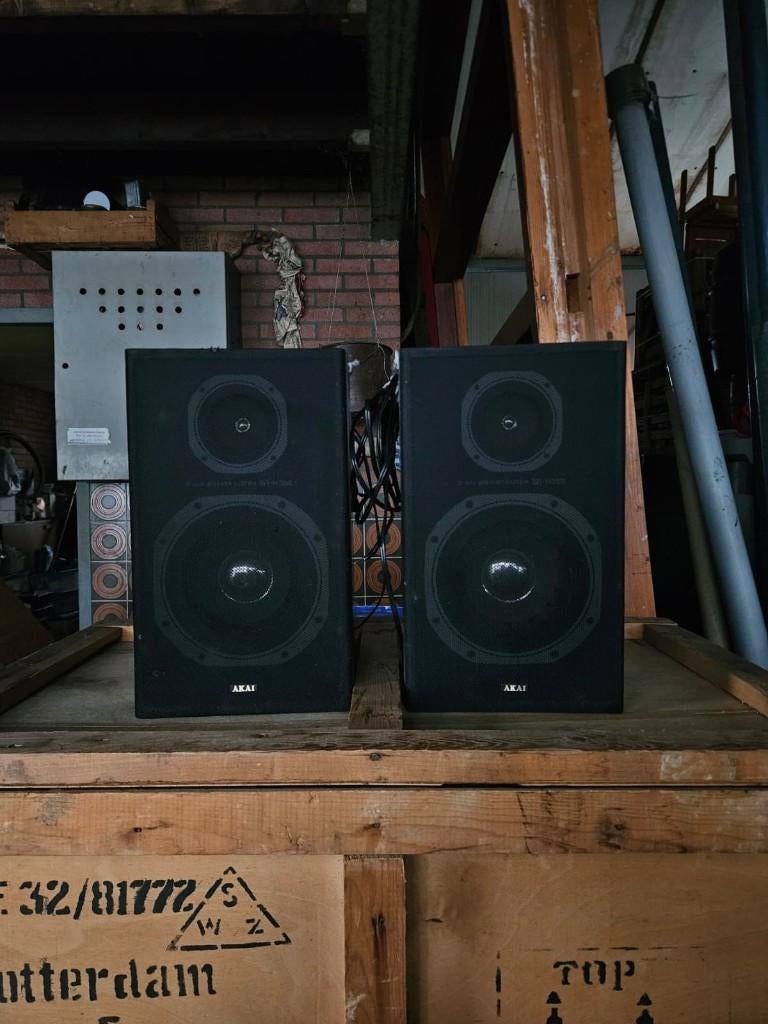 AKAI 2 way speakers, Ophalen, 60 tot 120 watt, Front, Rear of Stereo speakers, Overige merken