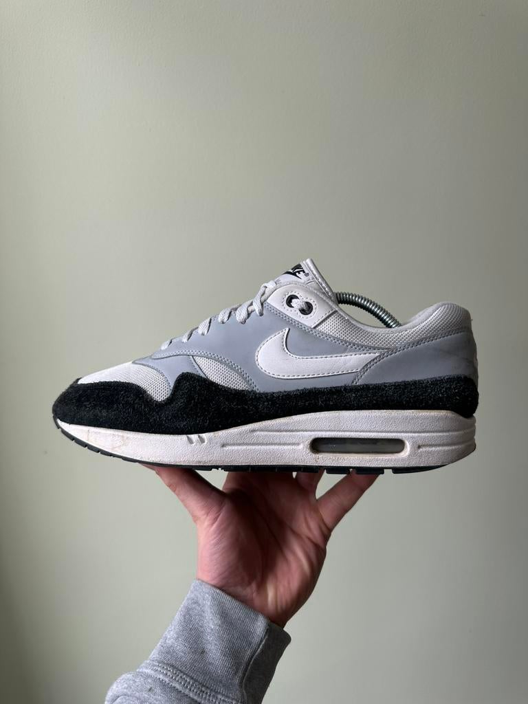 Nike Air Max 1 Wolf Grey / 45, Kleding | Heren, Schoenen, Overige kleuren, Ophalen of Verzenden, Sneakers of Gympen, Zo goed als nieuw