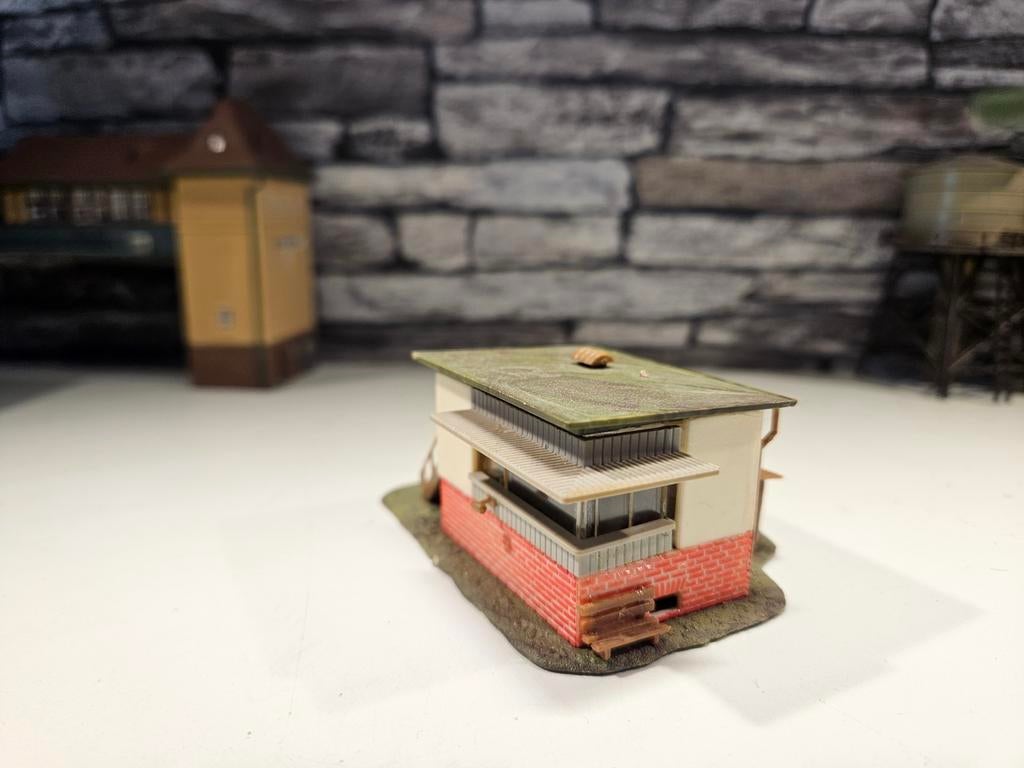 Arnold seinhuis overweghuis N spoor trein 1:160, Overige merken, Gebruikt, Gelijkstroom of Wisselstroom, Brug, Tunnel of Gebouw