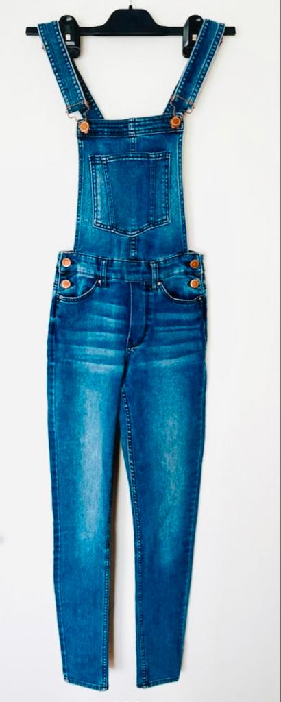 Divided H&M Stretch denim tuinbroek | 34, Kleding | Dames, Spijkerbroeken en Jeans, Zo goed als nieuw, W27 (confectie 34) of kleiner