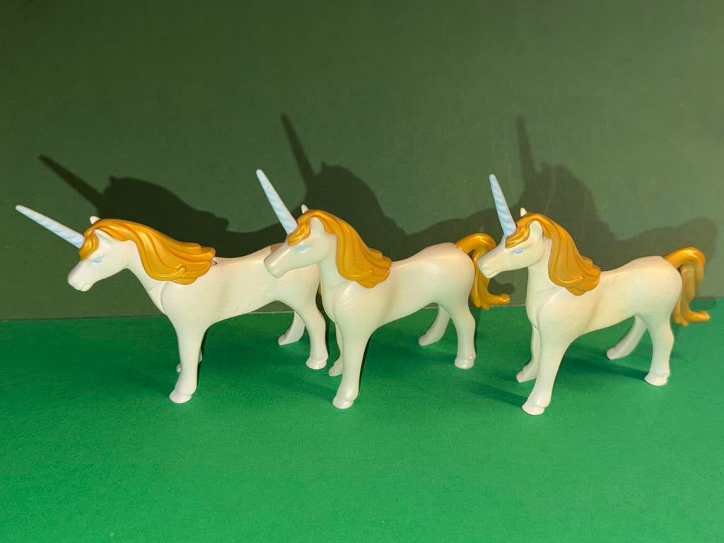 Feb 974: playmobil: dieren: eenhoorns, Ophalen of Verzenden, Zo goed als nieuw, Los playmobil