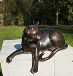 POES DIE RELAXED / bronzen dierenbeeld / KAT, Dierenbeeld, Nieuw, Info@huisentuindecoratiemarie.nl, Huis en tuin decoratie marie